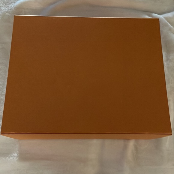 Louis Vuitton authentic empty shoe box - Picture 4 of 4